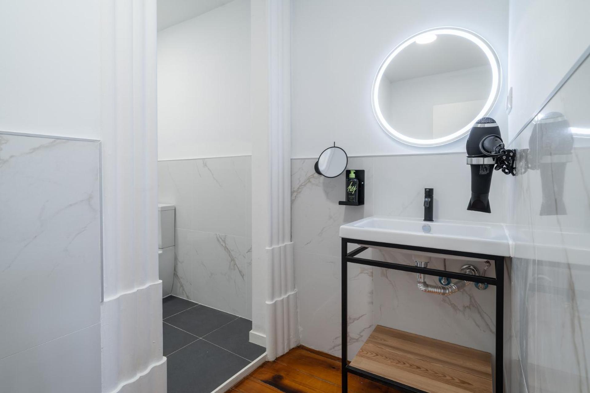 Limehome Porto Rua De Dom Manuel II Szoba fotó