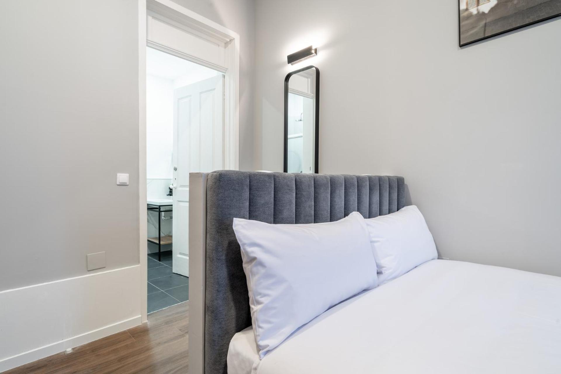 Limehome Porto Rua De Dom Manuel II Szoba fotó