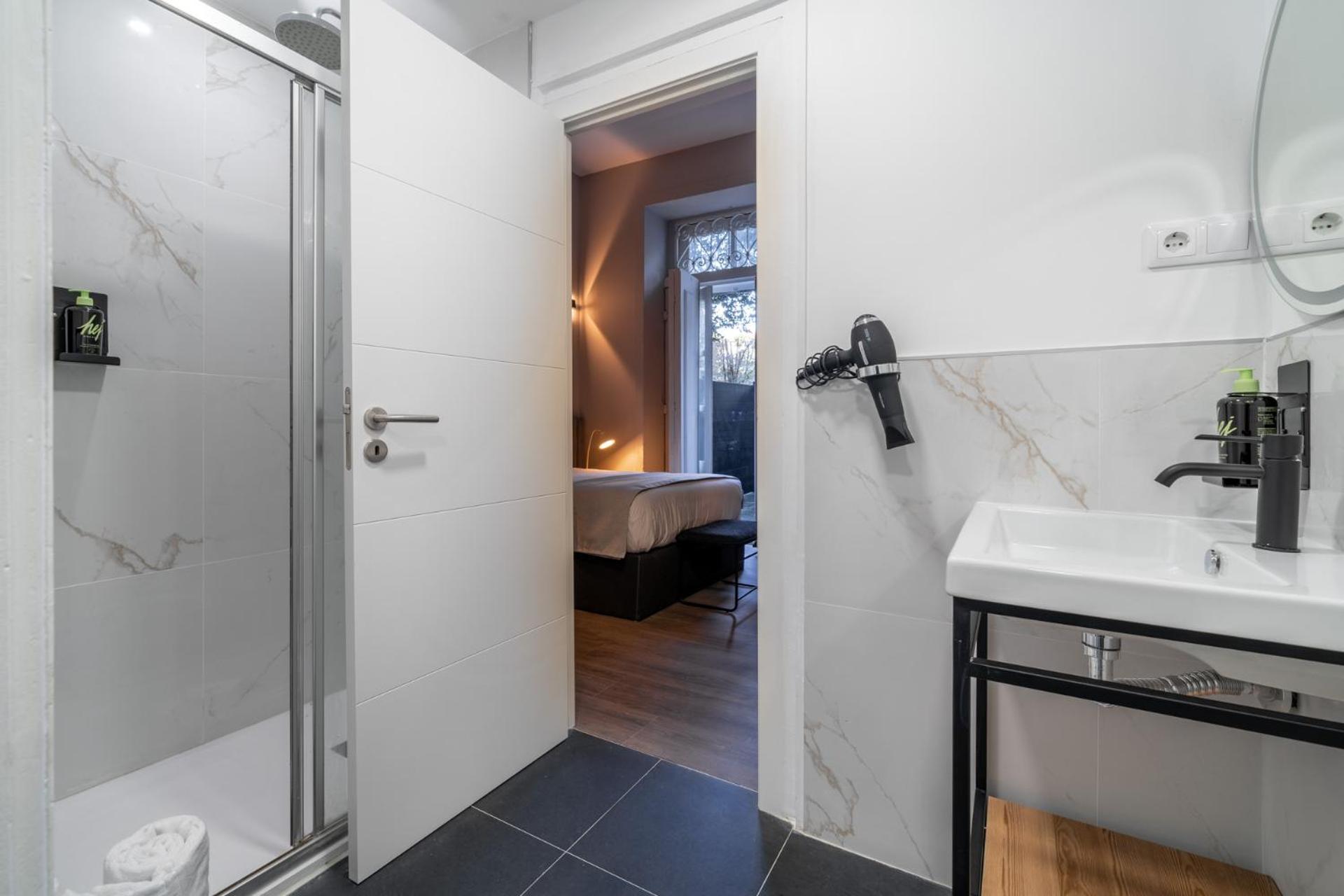 Limehome Porto Rua De Dom Manuel II Szoba fotó