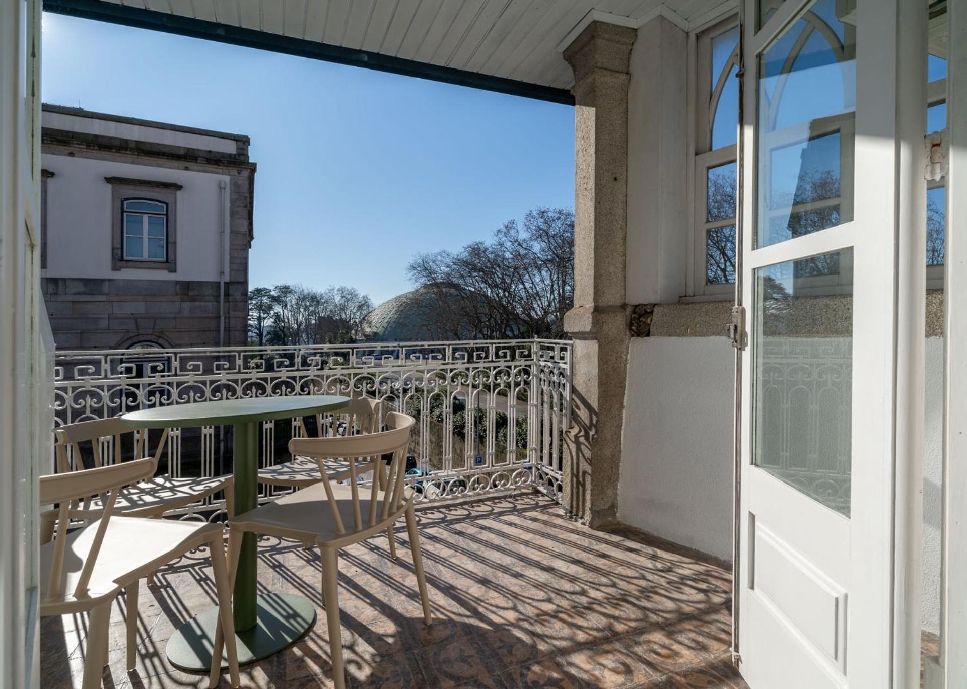 Limehome Porto Rua De Dom Manuel II Kültér fotó